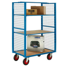 Extra Shelf for Heavy Distribution Trucks